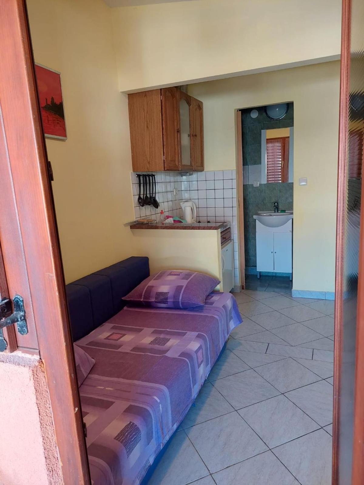 Apartments With A Parking Space Vir - 19547 Номер фото